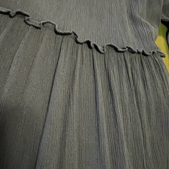 Hollister dress - Picture 8 of 9